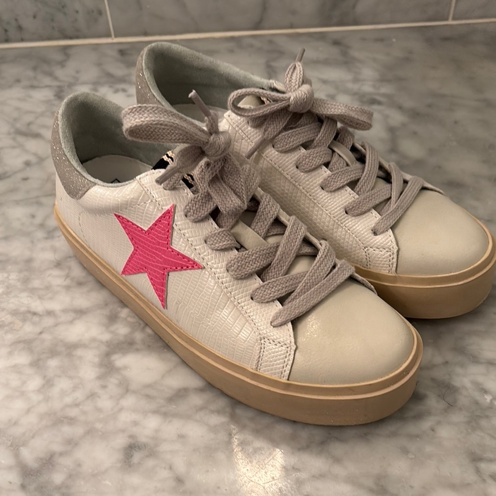 ShuShop Kids Sneakers with Pink Star and Tan Sole